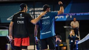 Leo y Chozas, felices con su triunfo en cuartos