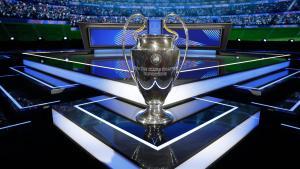 El trofeo de la Champions League se exhibe en Mónaco antes del sorteo de la UEFA Champions League 2024-25
