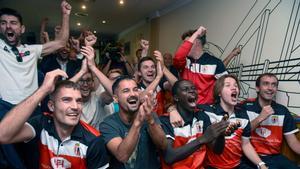 Los jugadores del Ontiñena, de celebración