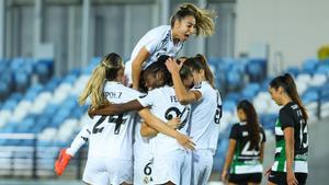 Las futbolistas del Real Madrid celebran uno de sus tantos en la eliminatoria ante el Sporting CP