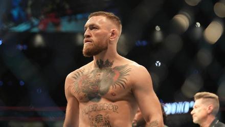 McGregor quiere cumplir contrato en 2025